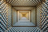 Tunnel géométrique aux cubes en relief