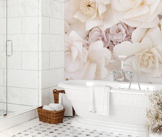 une composition de petales delicats papier peint pour la salle de bain papiers peints demural