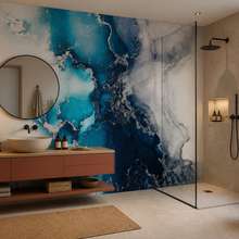 Contraste-des-bleus-intenses-et-de-la-terre-cuite-papier-peint-pour-la-salle-de-bain-papiers-peints-demural